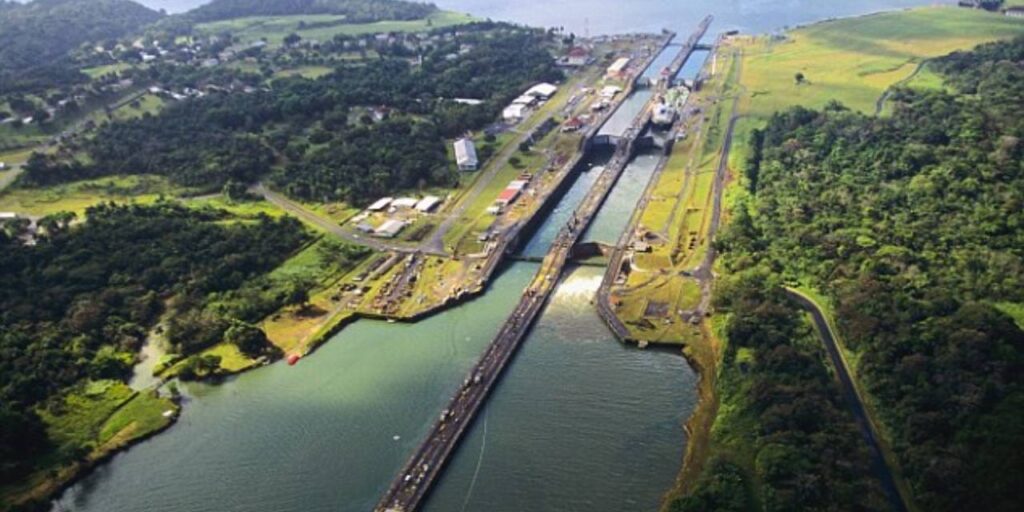 hurmuz-kapandi-o-ulke-tasti-tek-bir-kanal-milyarlarca-dolar-akitiyor-l4Sv8CRG