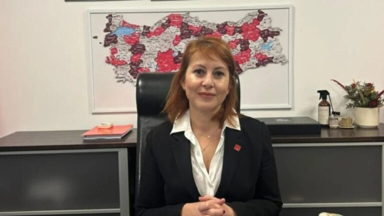 chpli-atabaydan-enflasyon-hedefi-tepkisi-ak-parti-hepimizi-asagiya-ceken-batan-bir-gemi-QLGWxJYV
