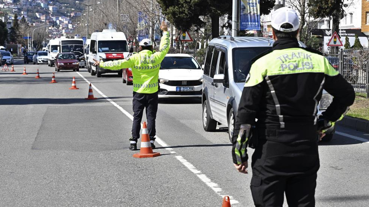 Trafik Denetimleri Artıyor: 7 Günde 20 Bin Araç Kontrol Edildi, Binlerce Ceza Kesildi