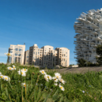 113 daireli binayi beton plakalarla genislettiler PBnJDY1U