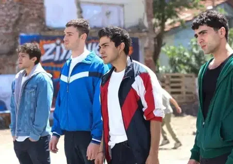 Tv yayin akisi 20 temmuz pazartesi bugun hangi kanalda ne var SUaZspl9